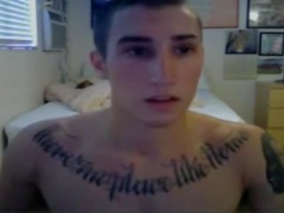Pleasant tetovirane hunk- part2 na gayboyscam.com